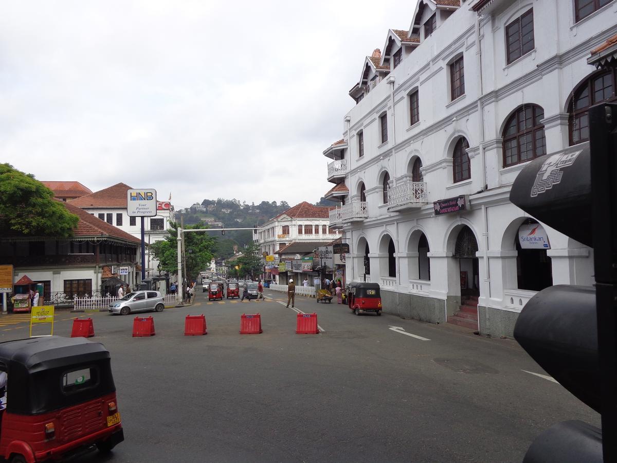 Cirute' Talwatte, Kandy Exteriér fotografie