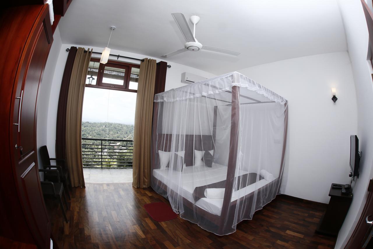 Cirute' Talwatte, Kandy Exteriér fotografie