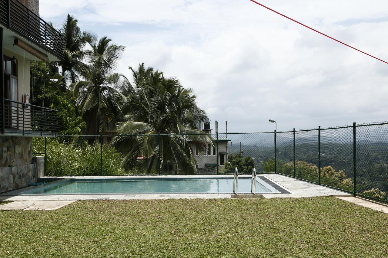 Cirute' Talwatte, Kandy Exteriér fotografie
