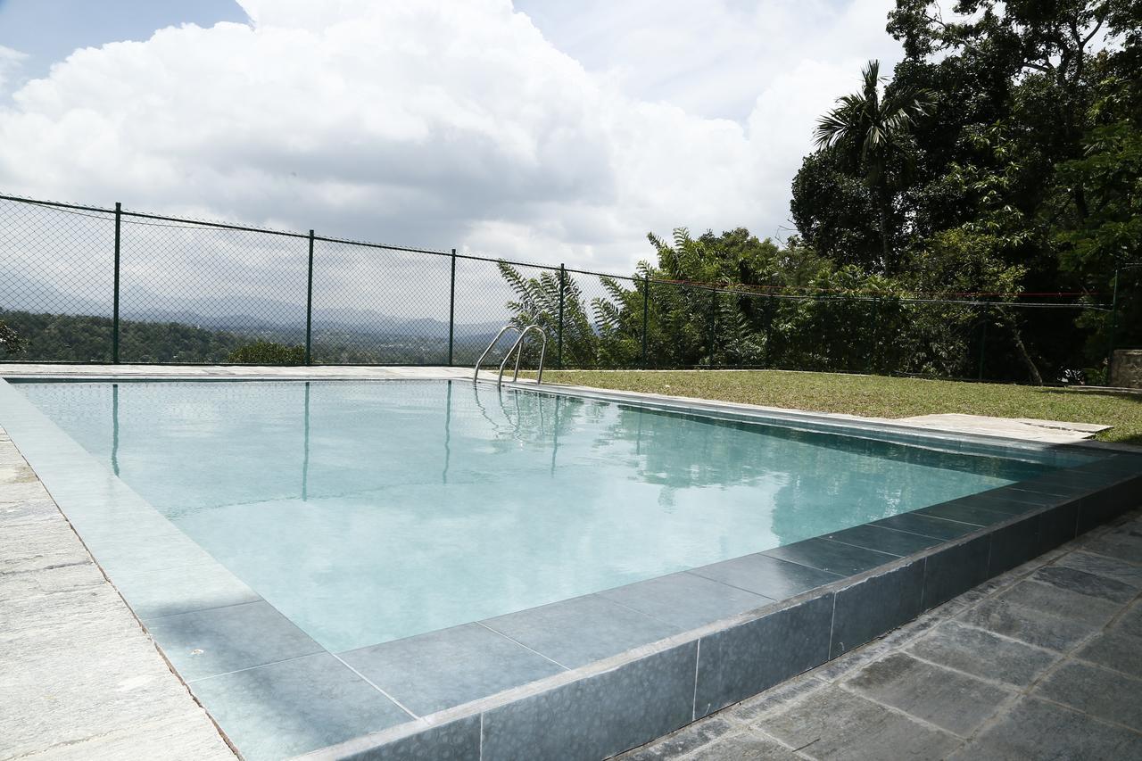 Cirute' Talwatte, Kandy Exteriér fotografie